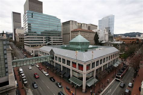 pioneer place portland.